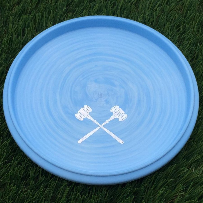 Dynamic Discs Classic Swirl Judge with Judgement Day Bottom Stamped Crossed Gavels Stamp – 173.68g – Light Blue