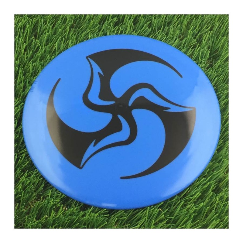 Dynamic Discs Fuzion Sergeant with DyeMax Huk Lab Trifly Stamp – 176g – Solid Blue