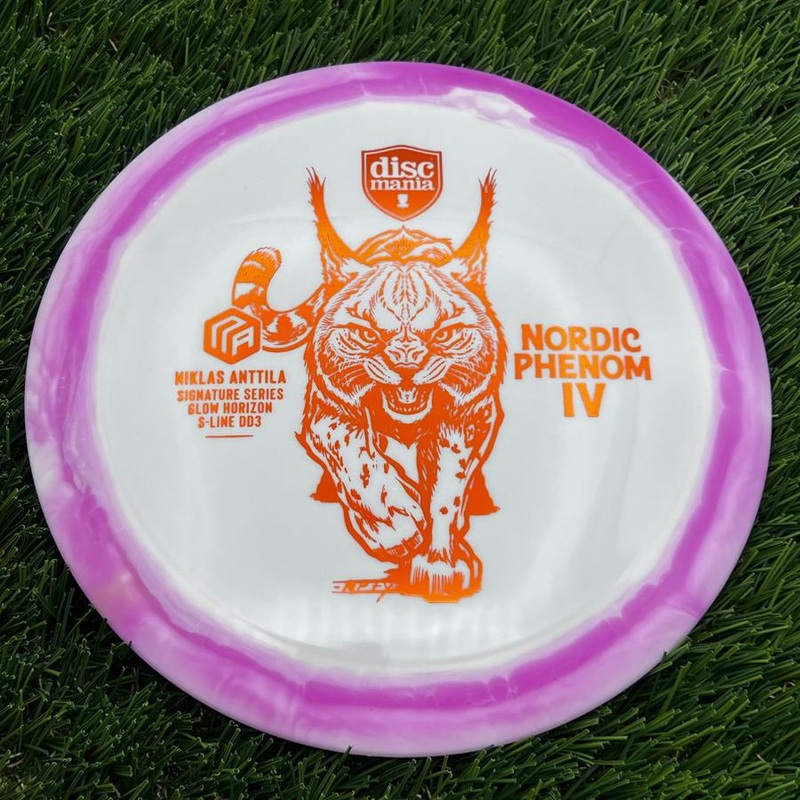 Discmania S-Line Horizon Glow DD3 with Niklas Anttila Signature Series Nordic Phenom 4 Single Foil Stamp – 173.67g – Purplish Pink