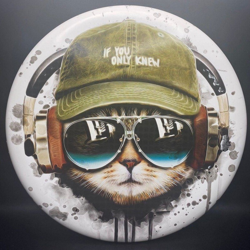 Graphic StayPut Alpas – Cat
